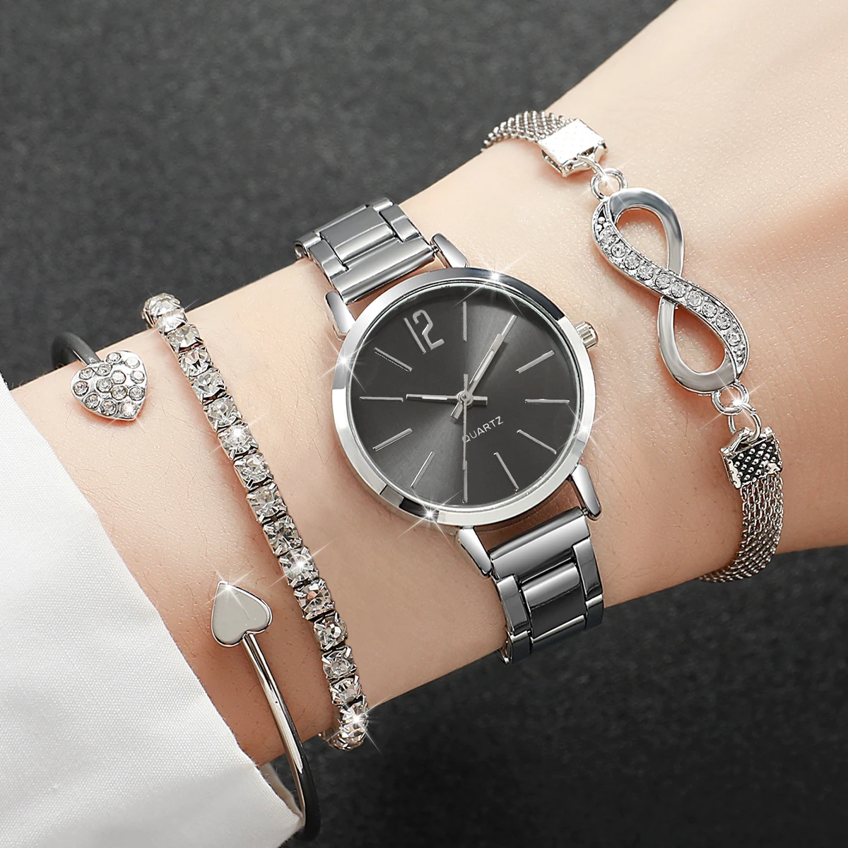 4'lü Set Moda Alaşımlı Kordonl - Jewelry Diamond Watches incelemesi ve fiyatı